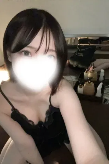 水瀬 ひな(VERMOUTH)の公式プロフィール写真