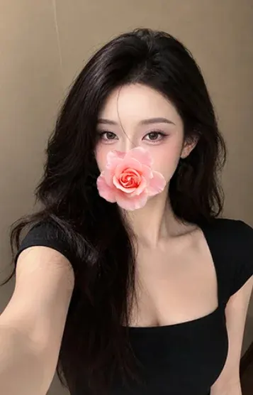 あき(美少女)の公式プロフィール写真
