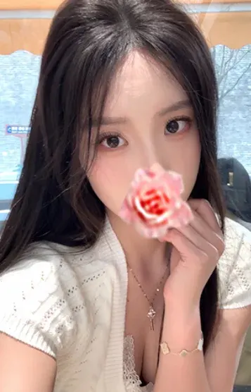りの(美少女)の公式プロフィール写真