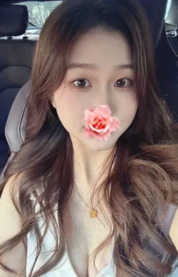 あおい(美少女)の公式プロフィール写真