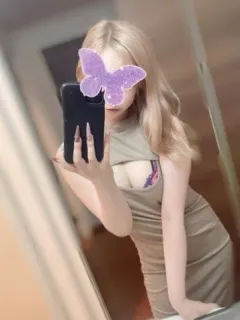 白雪かれん