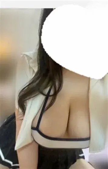 奈々瀬 よる(リゼクシー金山)の公式プロフィール写真