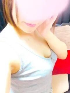 八木まみ