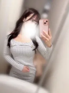 成島みみ