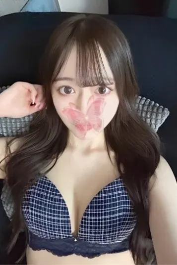 叶りん(Aroma chelone (ケローネ))の公式プロフィール写真