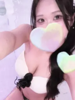 綾崎れい