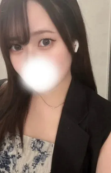 岩戸すずめ(Aroma chelone (ケローネ))の公式プロフィール写真