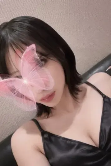 白瀬れな(アロマニックス)の公式プロフィール写真