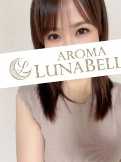 吉井まゆ