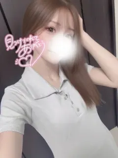 菜々美まひろ