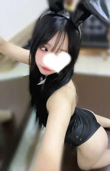 つぐみ あの(LUXERIA -リュクセリア-)の公式プロフィール写真