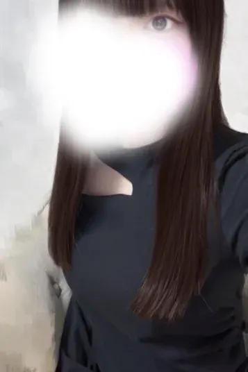 すず(Nia&Gina(ニアアンドジーナ))の公式プロフィール写真