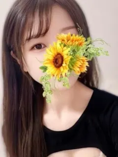 華本かれん