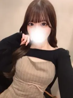 桐谷 えれな