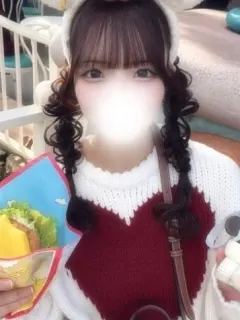 三上 りな