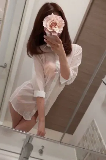 宮田ひかる(一二三)の公式プロフィール写真
