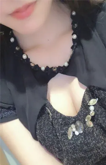 山本 ゆら(アロマリフレ トリニティ)の公式プロフィール写真