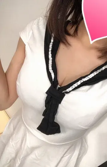 鈴 SUZU(シュプールラグジュアリー)の公式プロフィール写真