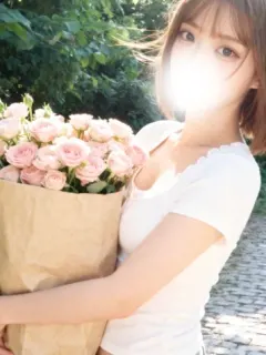 新人🍑もも