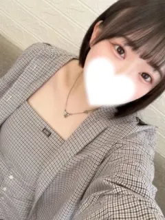 瀬奈ゆゆ