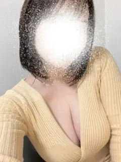 中谷 あゆ