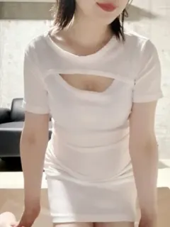 小澤 まゆ