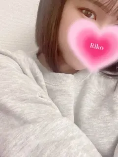 愛沢りこ