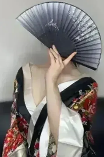 ゆきこ(月詠-ツクヨミ-)の公式プロフィール写真