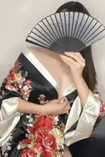 あきな(月詠-ツクヨミ-)の公式プロフィール写真
