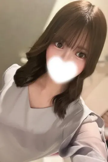綾瀬 くるみ(秘書の薫り)の公式プロフィール写真