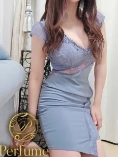 華乃まこ