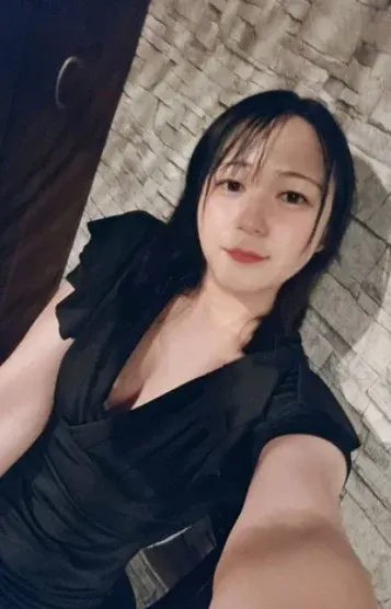 みずき(RAVIORA)の公式プロフィール写真