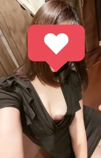 まみこ(RAVIORA)の公式プロフィール写真