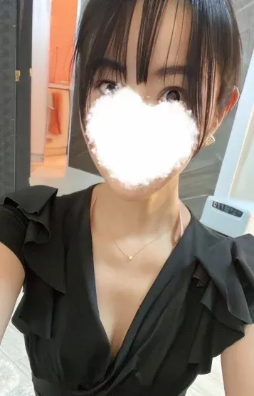 しの(RAVIORA)の公式プロフィール写真