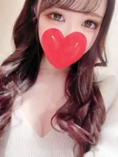 上村ひなの