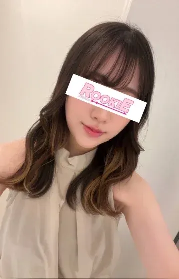 もか(ROOKIE)の公式プロフィール写真