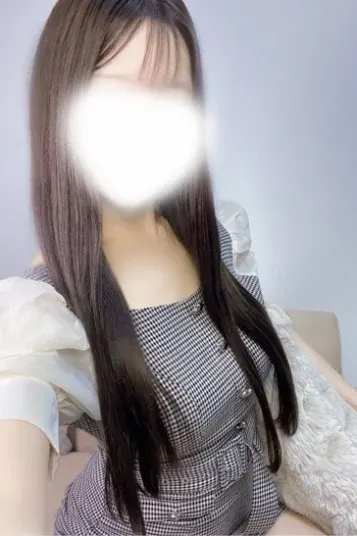 なつ(ROOKIE)の公式プロフィール写真