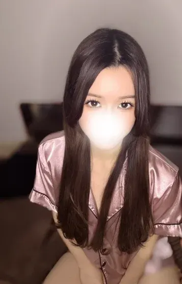 まい(C-MOON(シームーン))の公式プロフィール写真