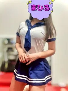 蒼井まひろ