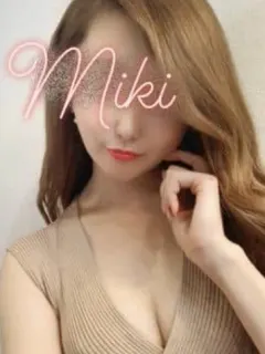 朝比奈みき