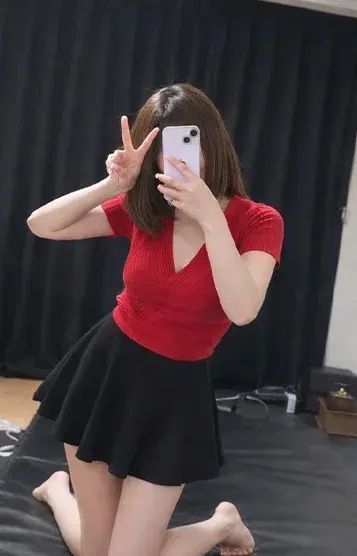 一ノ瀬ひな(~みつばち~)の公式プロフィール写真
