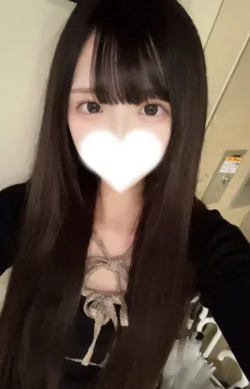 双葉まな(MEMENTO(メメント))の公式プロフィール写真