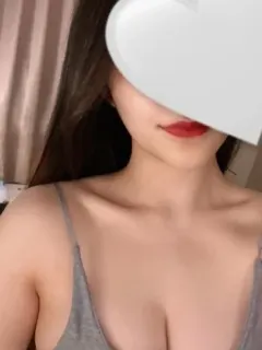 長澤ひな