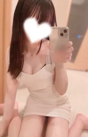 桃谷 もも(genie 【ジーニー】)の公式プロフィール写真