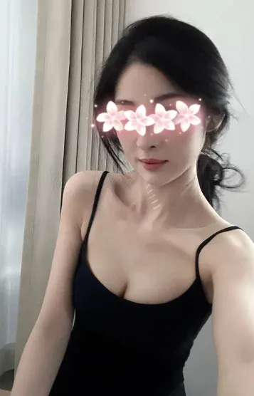 あやの(ファーストラブ)の公式プロフィール写真