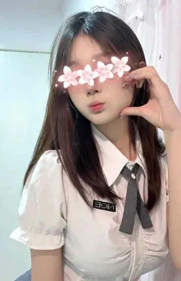 もも(ファーストラブ)の公式プロフィール写真