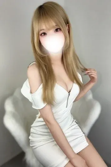 もも(White Strawberry (ホワイトストロベリー))の公式プロフィール写真