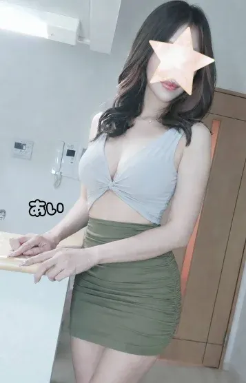 奈月 愛(ミセス プリンセスドール)の公式プロフィール写真