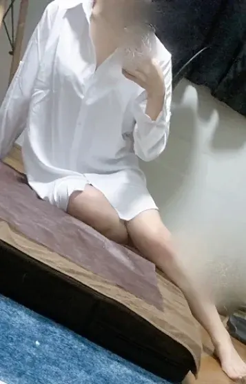志田ひとみ(Lilifia-リリフィア-)の公式プロフィール写真