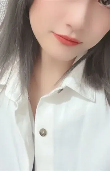 高杉里帆(Lilifia-リリフィア-)の公式プロフィール写真